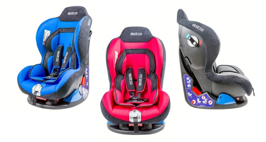 Три детских автокресла